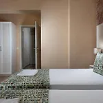 Guest house Marina Sands Bijou Boutique - Amazing Views 4*