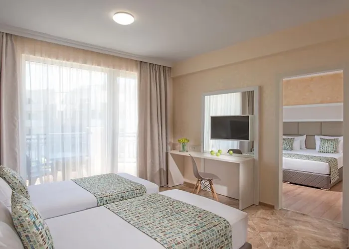 Marina Sands Bijou Boutique - Amazing Views Guest house Obzor